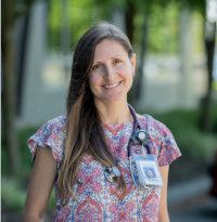 Dr. Jennifer Montis, Internal Medicine Physician